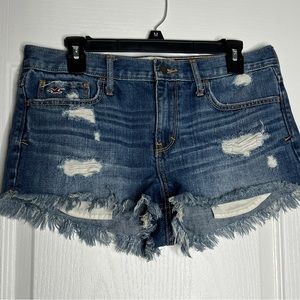 Abercrombie & Fitch Cut Off Denim Shorts.Never worn out,just use for pics.